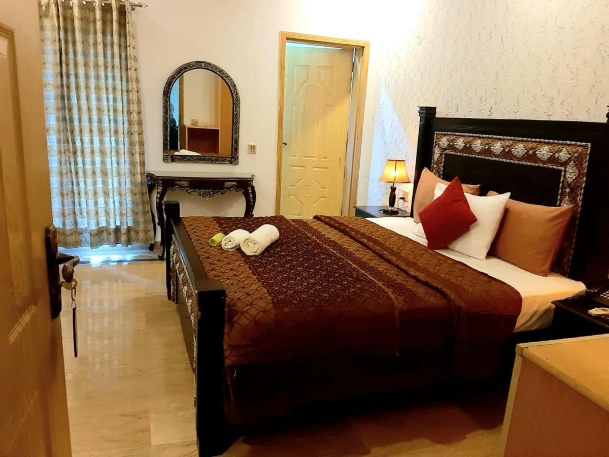 Hotel park view Lahore Habitación foto